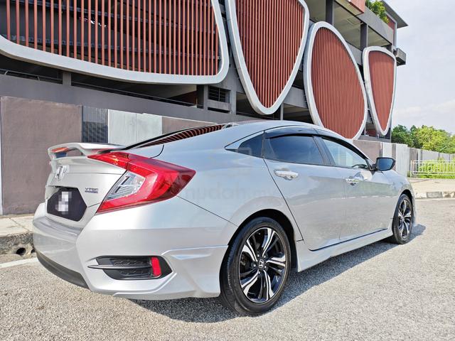 2018 Honda CIVIC 1.5 TC-PREMIUM (A) - 4