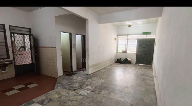 Bukit minyak semi d house for rent 单层半独立出租 1