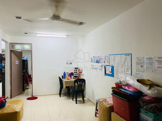 Ilham Apartment 1