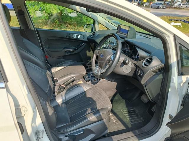 2013 Ford FIESTA 1.0L (A) - 5