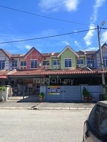 Pengkalan Utama (Station 18) Near AEON St18 1