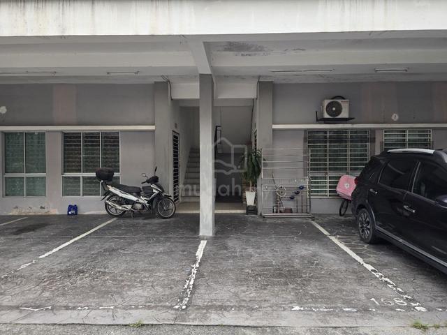 End Lot Townhouse Taman Tropika 2 Sungai Tangkas Kajang 1