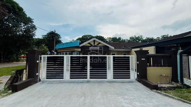 Taman Mawar, Pasir Gudang. 1