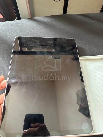 ipad Air 6 M2 - photo 2 of 5