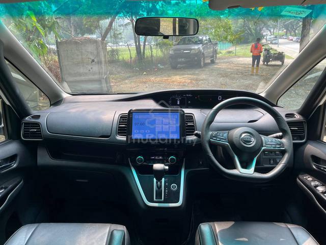 2022 Nissan SERENA 2.0 PREMIUM HIGHWAY STAR (A) - 4