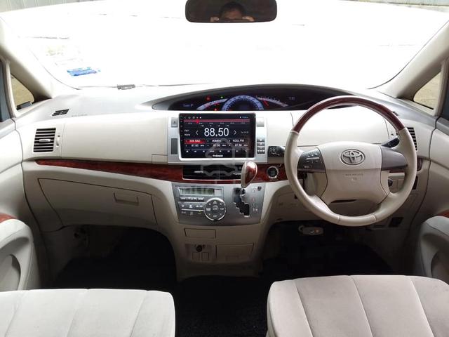 2010 Toyota Estima 2.4 (A) Premium G - 4
