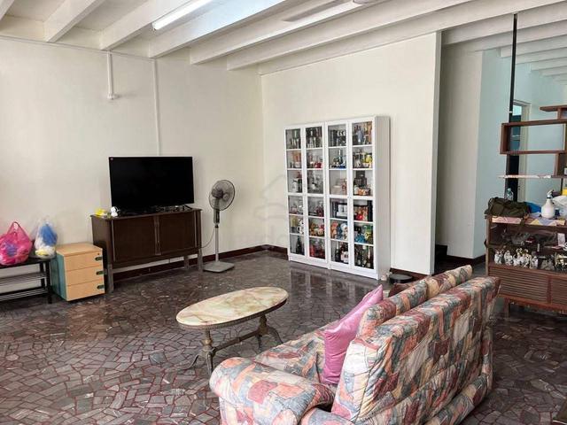 Double Sty Terrace At Island Park, Flat Land, Greenlane 1