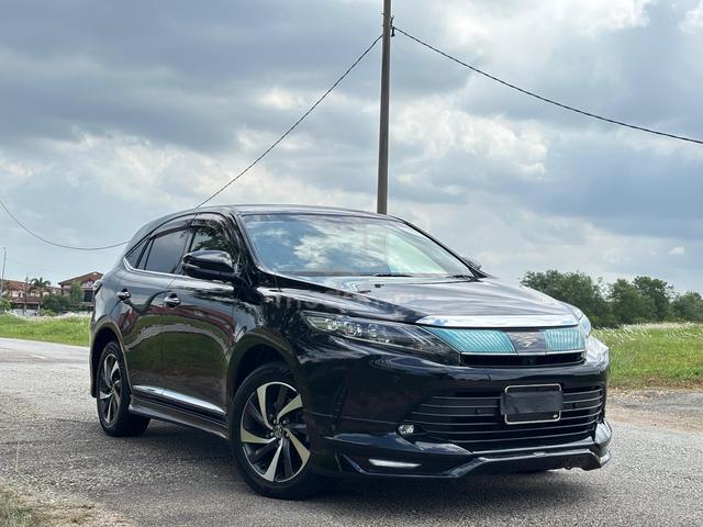 Toyota Harrier 2.0 Premium