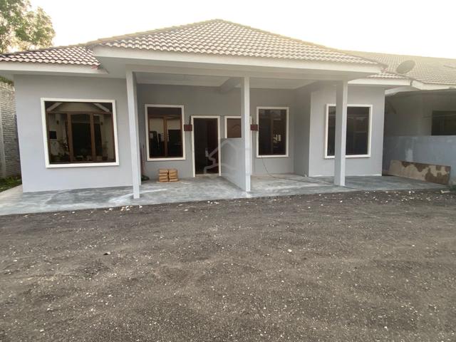 Rumah Semi D 1
