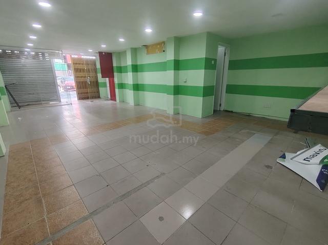 Old Klang Road Near Pearl Point Ground Floor Shop Lot To Let 1
