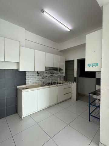The Twin Residences @ Tampoi 1
