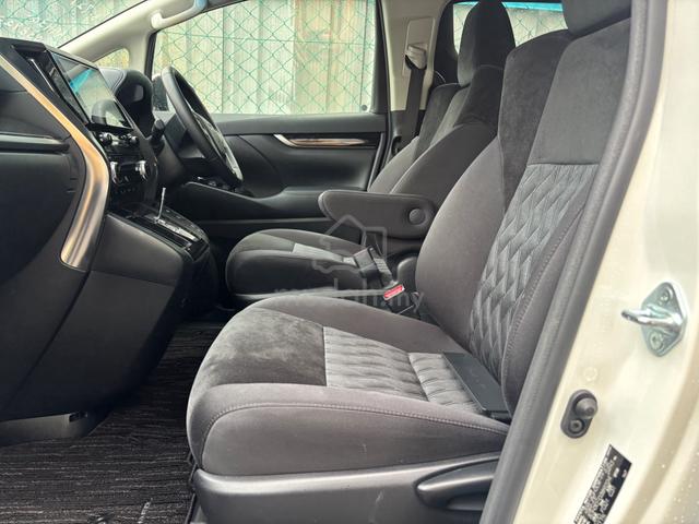 2021 Toyota ALPHARD 2.5 S 7SEAT 2PWR DOOR UNRG - 5