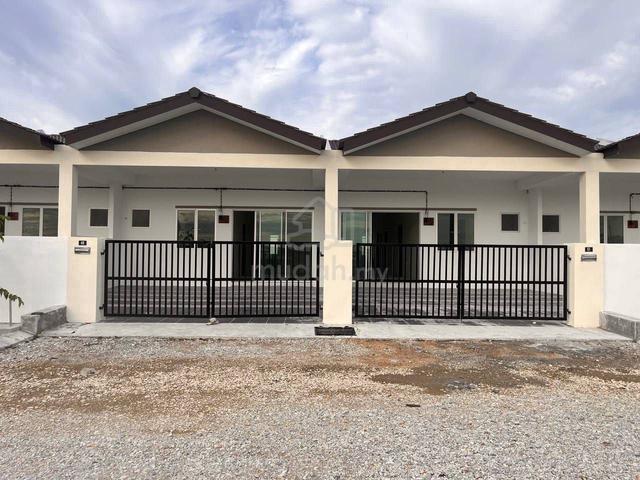 Rumah + free deposit, cashback 30K, gated guarded & ada swimming pool! 1