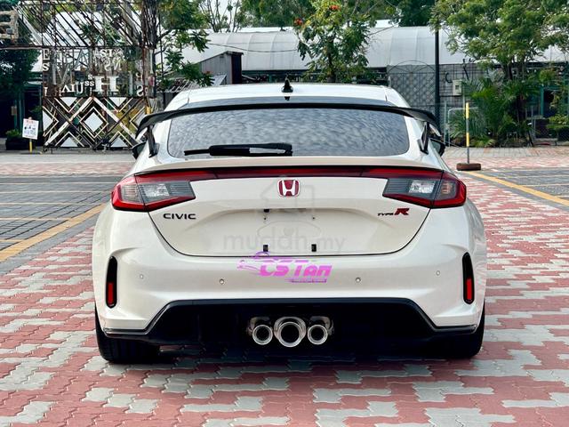 Un-Reg 2024 Honda Civic Type R FL5 #0670 - 4