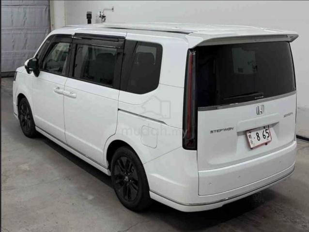 Gred-5 2023 Honda STEPWAGON 1.5 (A) - 3
