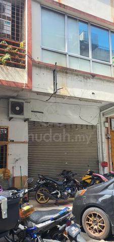 Ampang - Water Front 3 - Grd Flr Shop For Rent 1