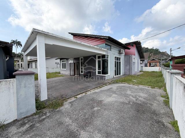 Banglo Taman Bukit Kuang Indah, Kemaman 1