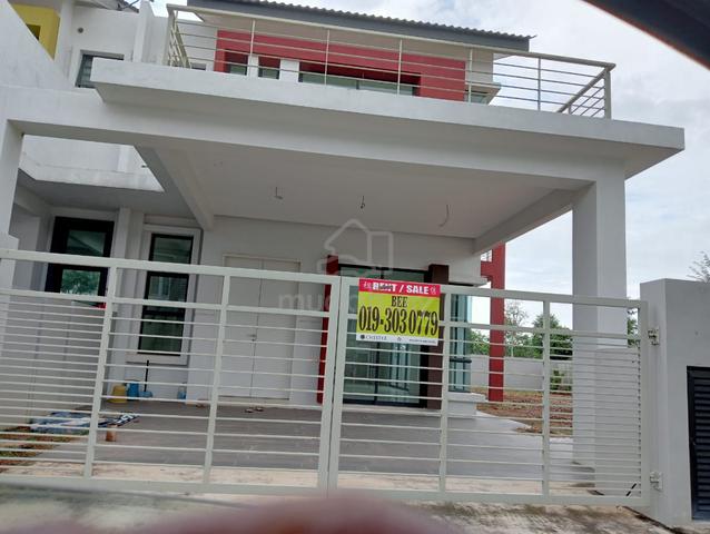 Tmn Sutera Emas, gated guarded freehold corner lot 2 storey for sale 1