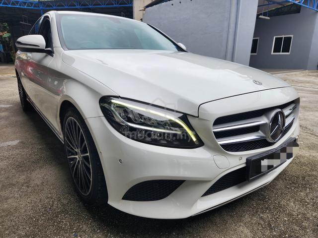 2019 Mercedes C200 1.5 AVANTGARDE (Full Service) - 1