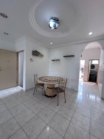 Emerald Court 1