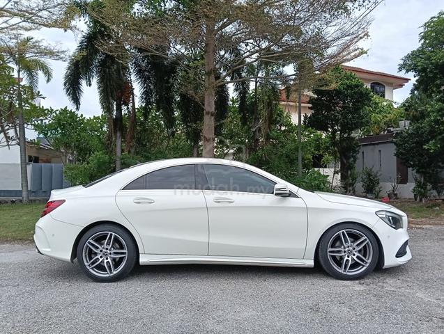 2017 / 2023 Mercedes Benz CLA180 1.6 (A) - 4