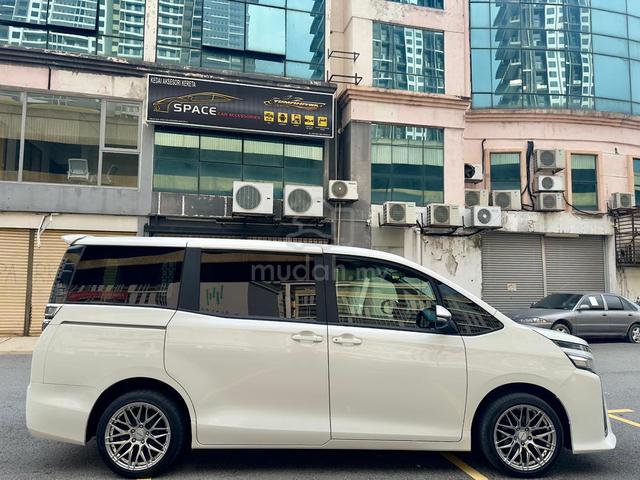 ZS KIRAMEKI⭐2019 Toyota VOXY 2.0 FULL LOAN 8 SEAT - 4