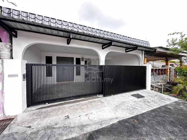 ( Fully Renovated ) HOT🔥 AREA NON BUMI / Ayer Keroh, Melaka 1
