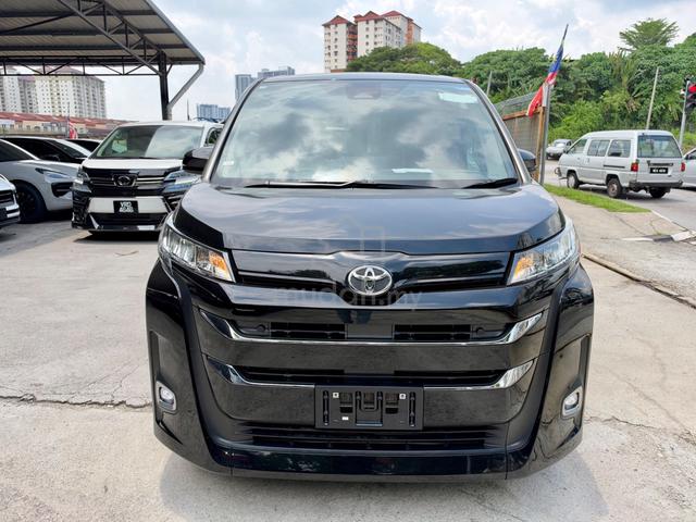 2023 Toyota NOAH 2.0 X 8S 1PD Push Start 8Y Wrty - 2