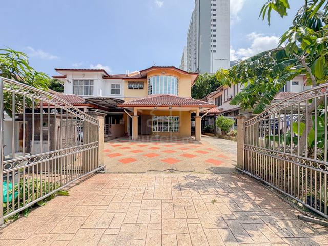 Spacious, Double Storey Semi D, Jalan Plumbum, Seksyen 7 Shah Alam 1