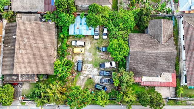 Bungalow Lot Kampung Melayu Ampang, Selangor 1