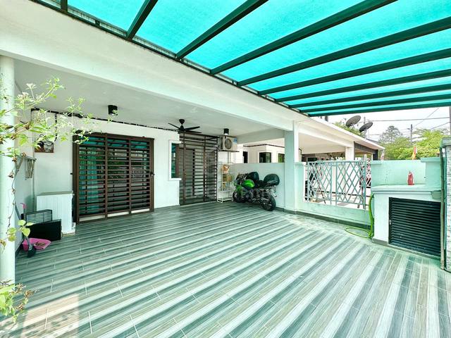 EXTENDED RUMAH CANTIK ! 2 Storey Terrace, Taman Puncak Saujana, Kajang 1