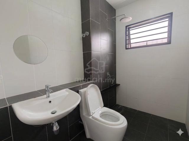 2 storey link house at Setia permai , Bandar Setia alam 1