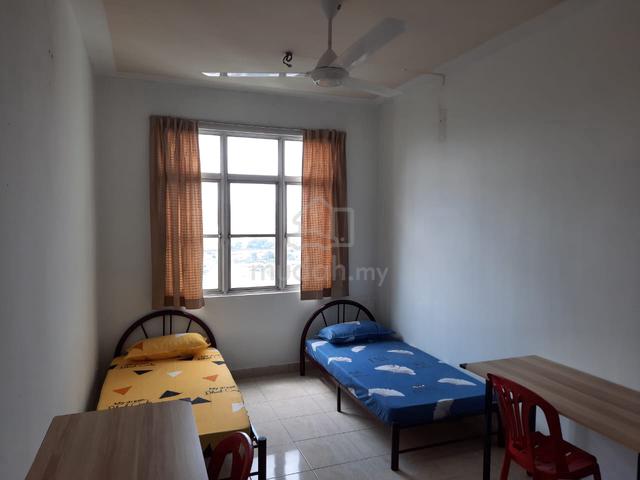 Comfortable Room at Kelana Sentral Apartments 1