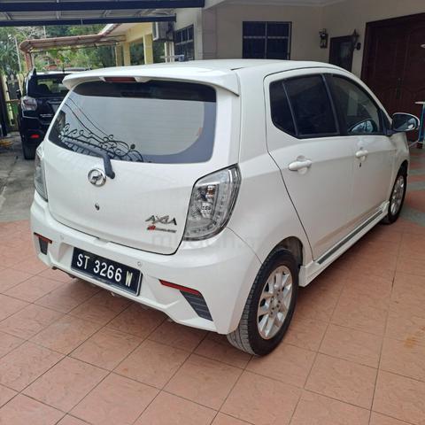 2015 Perodua AXIA 1.0 AV (A)serupa baru - 2