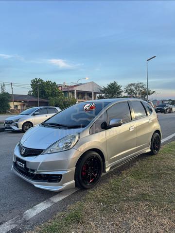 2013 Honda JAZZ 1.5 FACELIFT (A) - 1