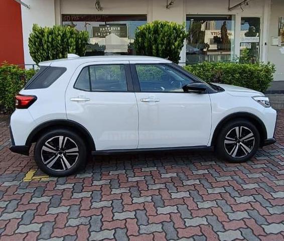 2022 Perodua ATIVA 1.0 AV (A) FREE WARRANTY - 1