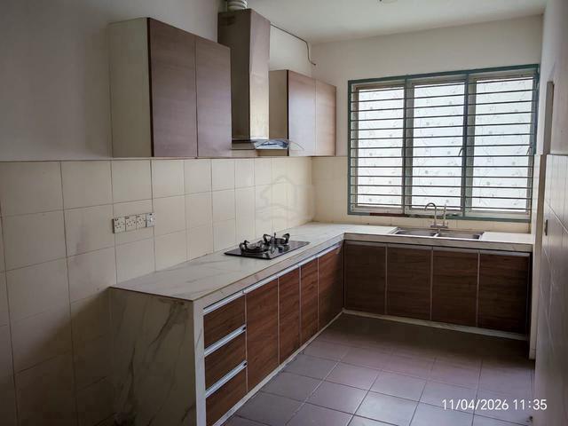 Taman Putra Prima PP2 2.5 storey house 1