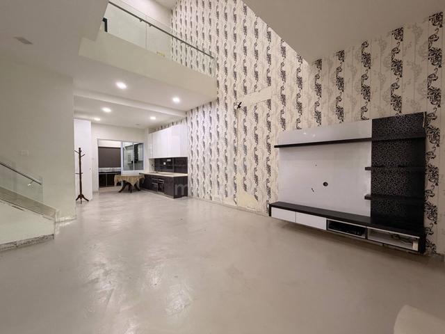 Emerald Residenz Crown Bandar Seri Alam Masai Cheap 2 storey Terrace 1