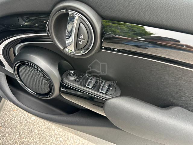GREY 5A 13K KM 2022 Mini 5 DOOR COOPER S 2.0 TURBO - 4