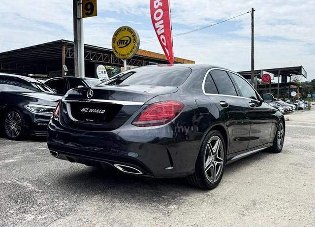 Mercedes Benz C-CLASS 2.0 200 AMG ORI CONDITION - 4
