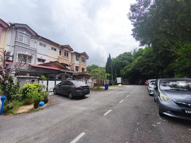 Hot Sales 3 Storey Terrace Seksyen u5 Facing Open shah Alam 1