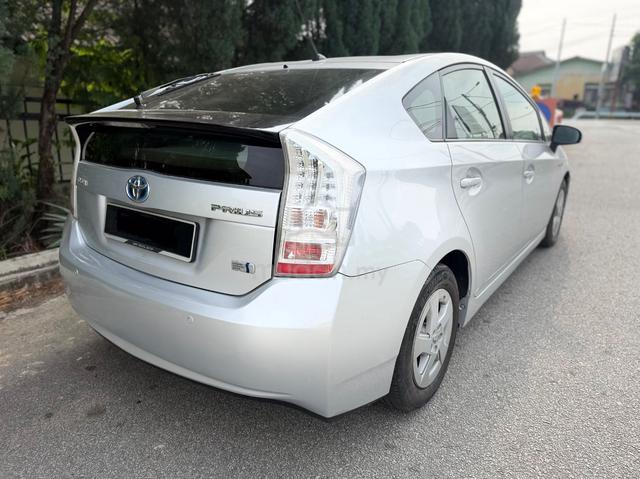 2011 Toyota PRIUS 1.8 (HYBRID) ZVW30R-AHXEBW (A) - 2