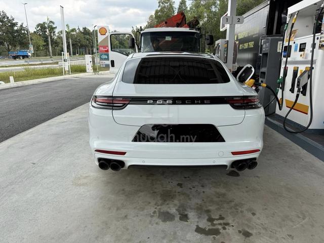 2019 Porsche PANAMERA 3.0 (A) - 3