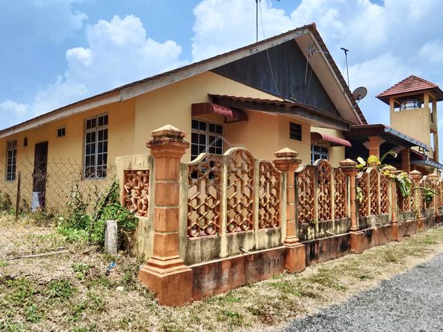 Banglo (Corner Lot) Kg Raja Untuk Dijual 1