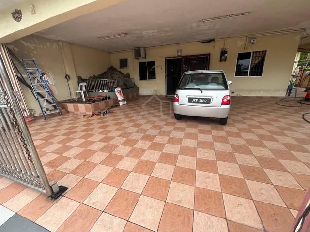 Corner Lot Single Storey Fully Extended Taman Putri Kulai(Near Toll) 4