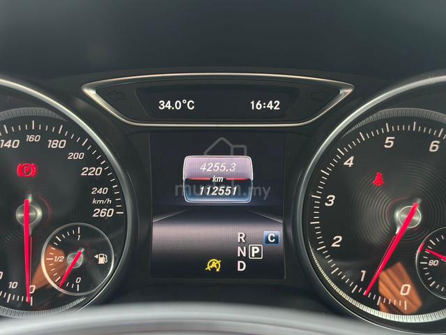 NIGHT EDITION⭐2019 Mercedes Benz GLA200 1.6 AMG - 2