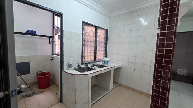 Apartment Idaman 1