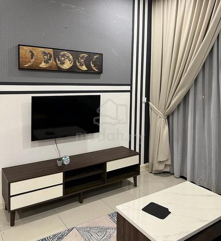 D' Pristine @ Medini 1