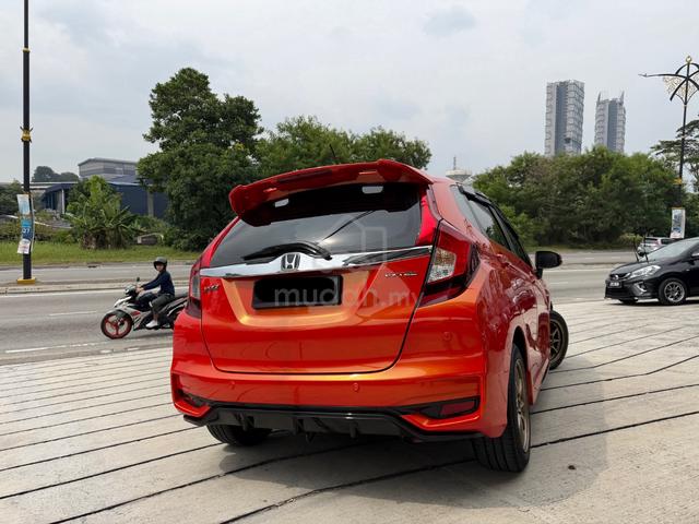 Honda Jazz 1.5 V 2015 One Owner Full Jajan - 2