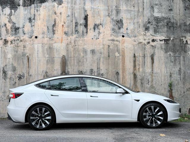 Tesla MODEL 3 RWD (FULL SELF-DRIVE) 8 YRS WARRANTY - 3